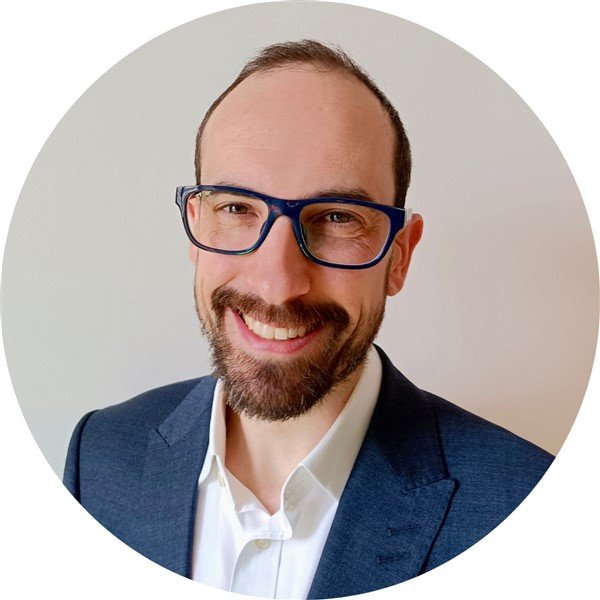 Christopher Symbrat, psychologue du travail et ancien responsable RH